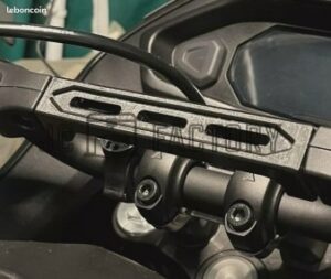 Barre de guidon pour Yamaha Tracer 7 / 700 (2020 à 2024) renforcée carbon