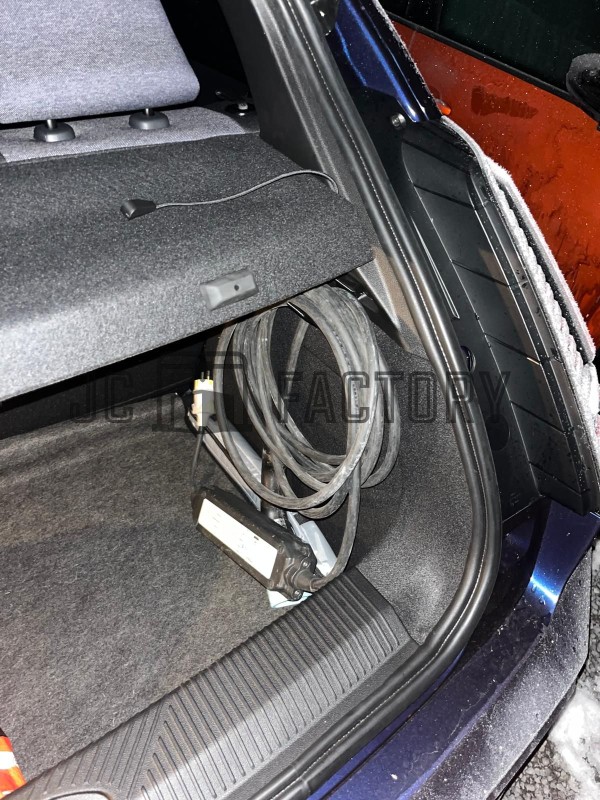 Crochet de coffre pour câble de recharge pour Alpine A290